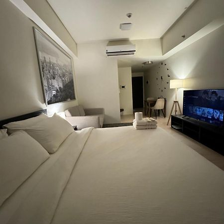 81 Newport Blvd Cluster 4 Unit B 3Rd Flr By Rechelle Nunag Pasay Exteriér fotografie