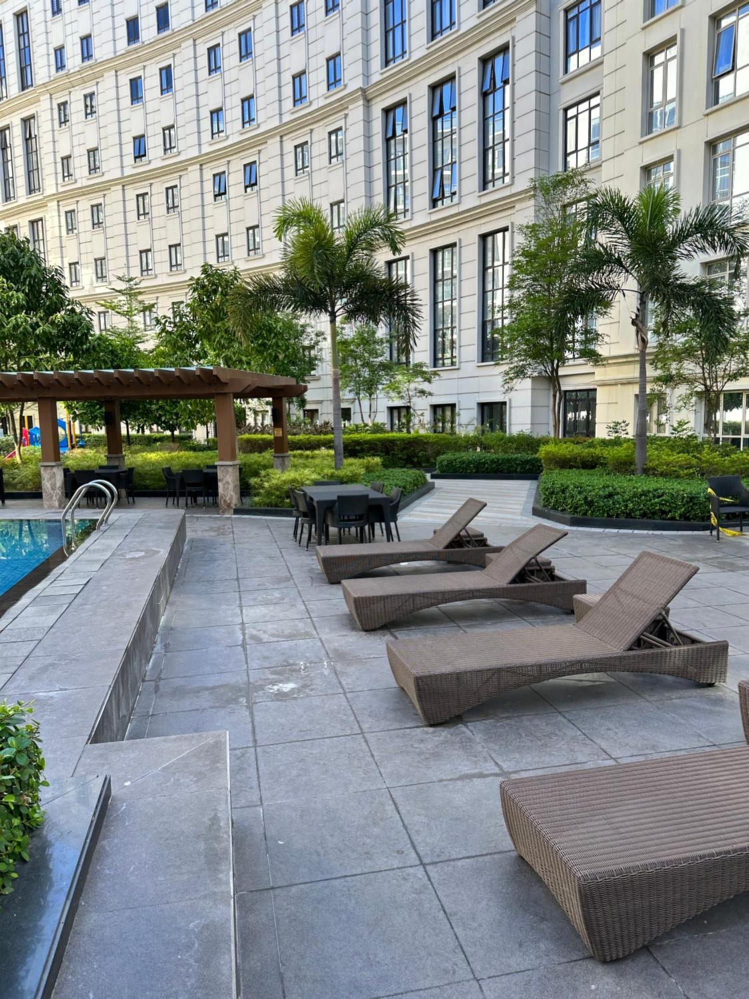 81 Newport Blvd Cluster 4 Unit B 3Rd Flr By Rechelle Nunag Pasay Exteriér fotografie