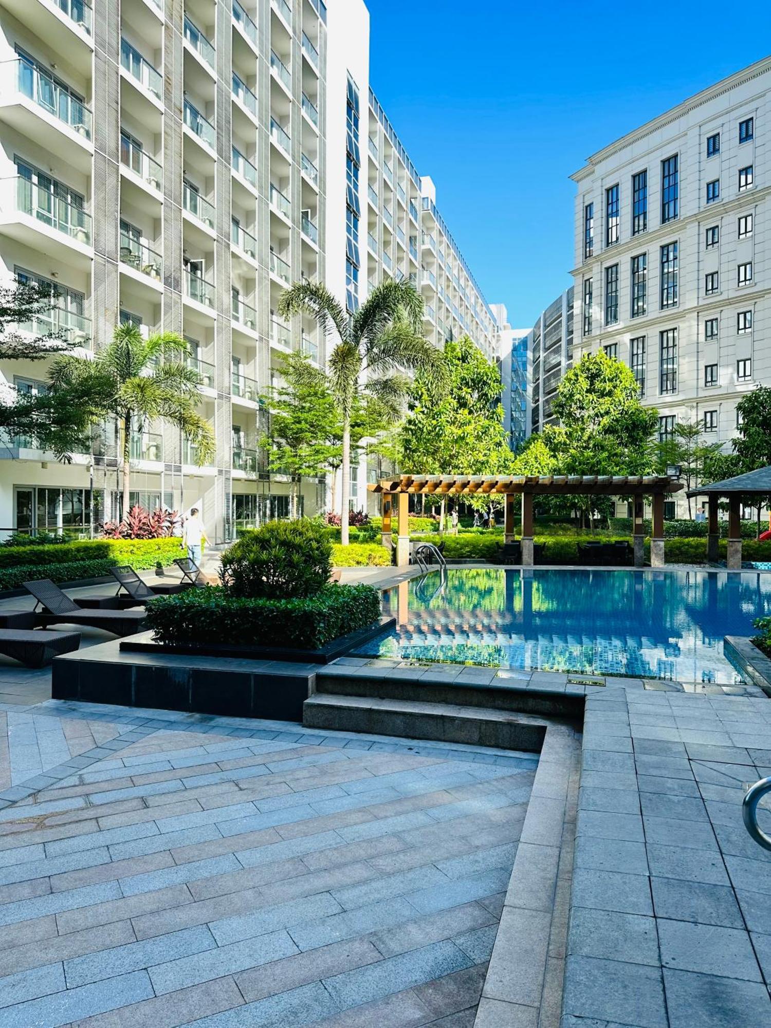 81 Newport Blvd Cluster 4 Unit B 3Rd Flr By Rechelle Nunag Pasay Exteriér fotografie